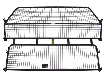 Discovery 3 / Discovery 4 Full Length Dog Guard VUB501170