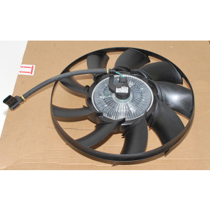 LR025966 Fan - Discovery 3 2005 - 2009 Discovery 4 2010>